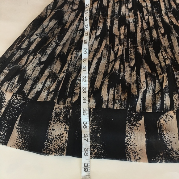 BCBG Maxazria Dress Size 2 - Picture 6 of 8